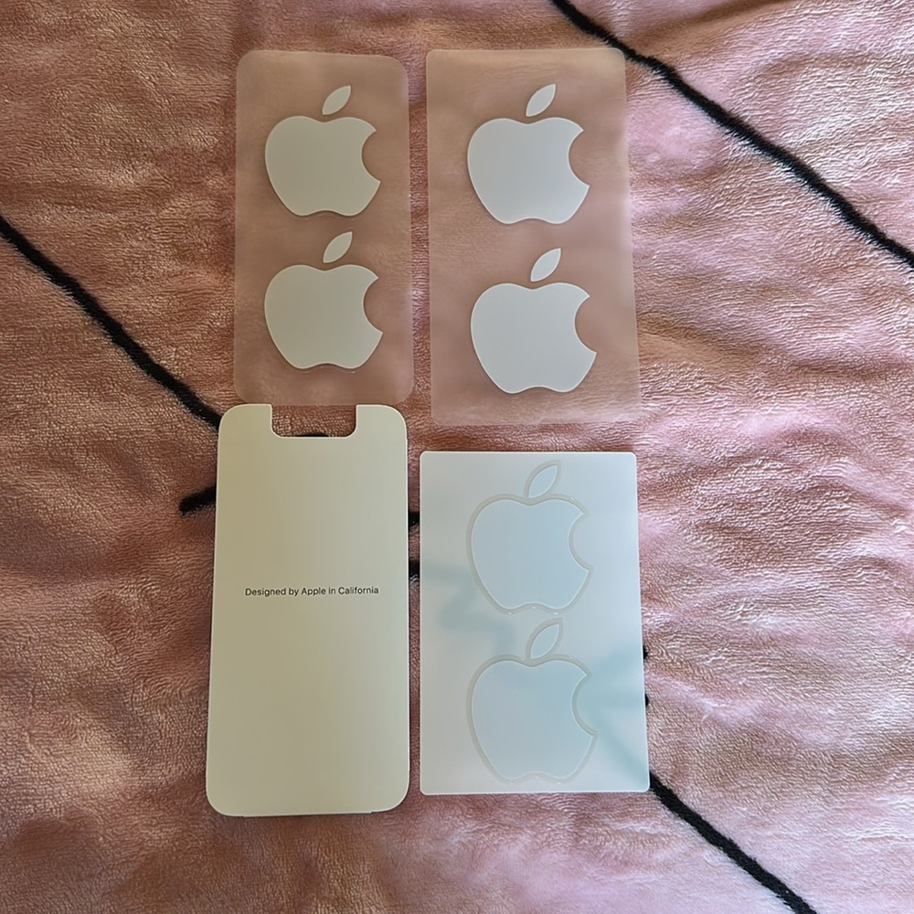Apple Logo Decals - Picture 2 of 8